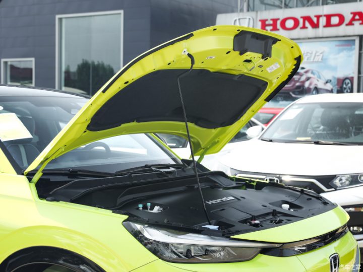 Електромобіль Honda eNS1 Електромобіль Honda eNS1 - фото thumbnail 1