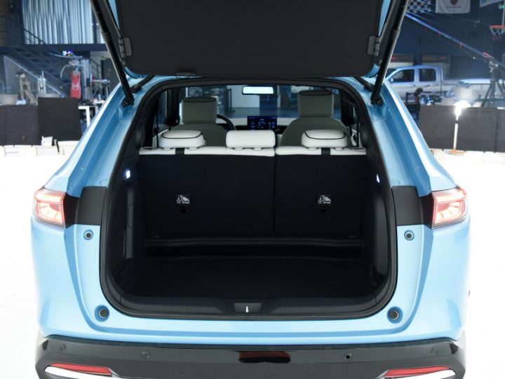 Електромобіль Honda eNS1 Електромобіль Honda eNS1 - фото thumbnail 1