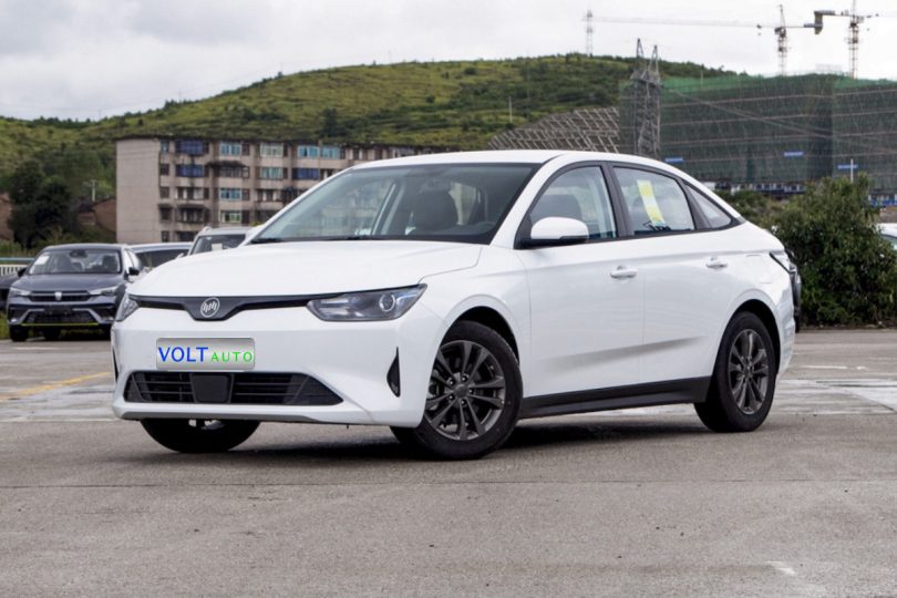 Електромобіль Weltmeister E.5 - фото thumbnail 1