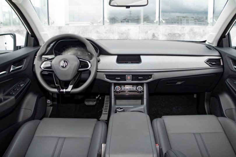 Електромобіль Weltmeister E.5 - фото thumbnail 1