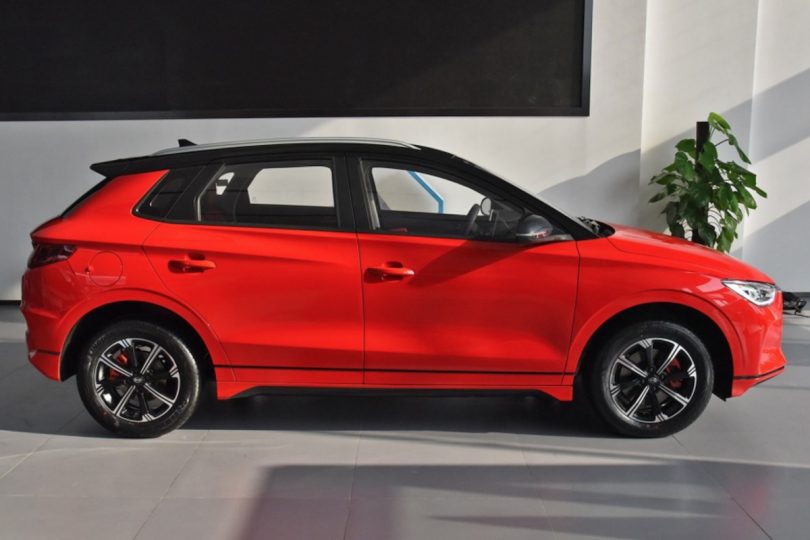 Електромобіль BYD E2 - фото thumbnail 1