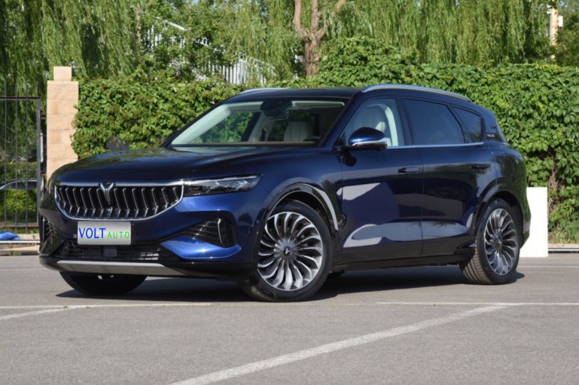 Електромобіль Voyah Free - фото thumbnail 1