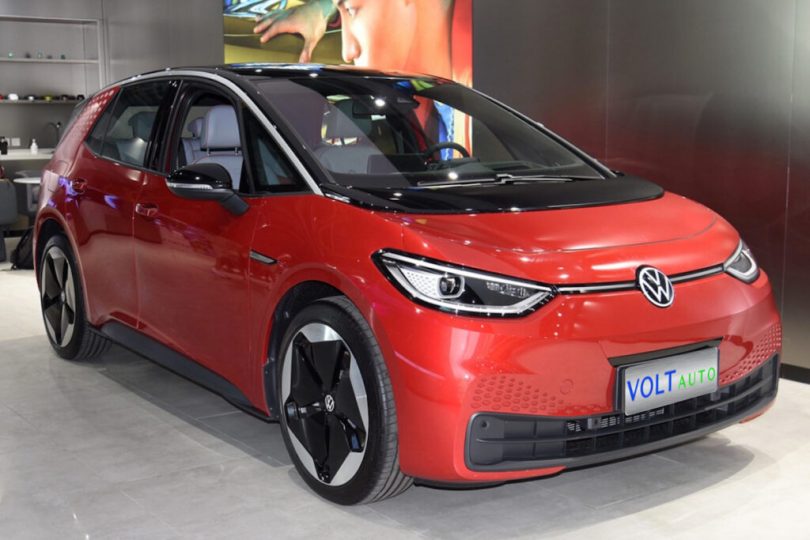 Електромобіль Volkswagen ID3 - фото thumbnail 1