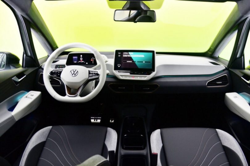 Електромобіль Volkswagen ID3 - фото thumbnail 1