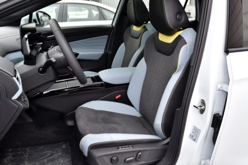 Електромобіль Volkswagen ID4 X - фото thumbnail 1