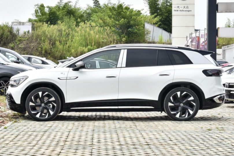 Електромобіль Volkswagen ID6 Crozz - фото thumbnail 1