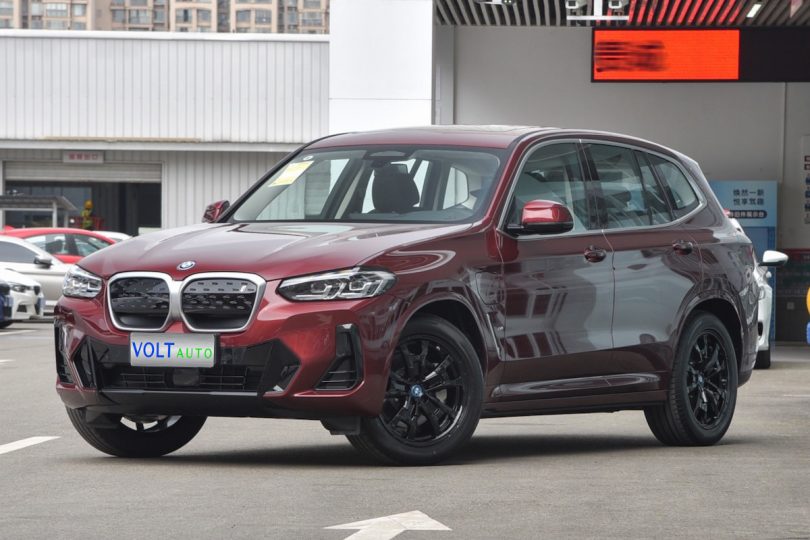 Електромобіль BMW iX3 - фото thumbnail 1