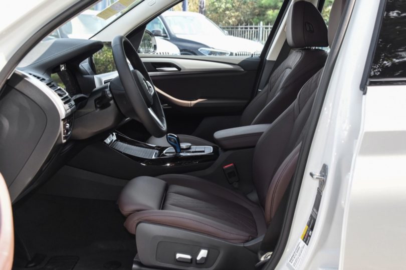 Електромобіль BMW iX3 - фото thumbnail 1