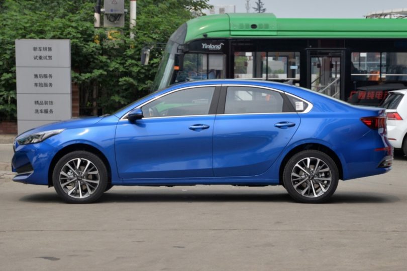 Електромобіль Kia K3 - фото thumbnail 1