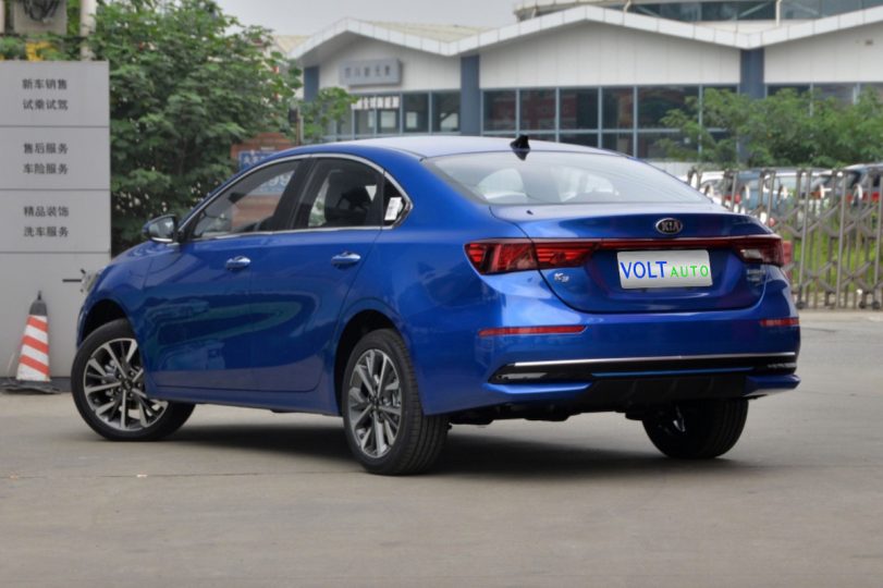 Електромобіль Kia K3 - фото thumbnail 1