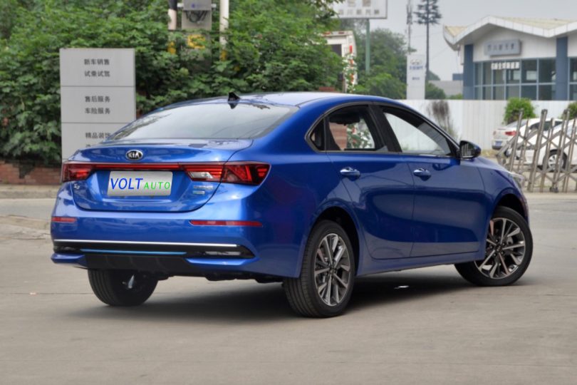 Електромобіль Kia K3 - фото thumbnail 1