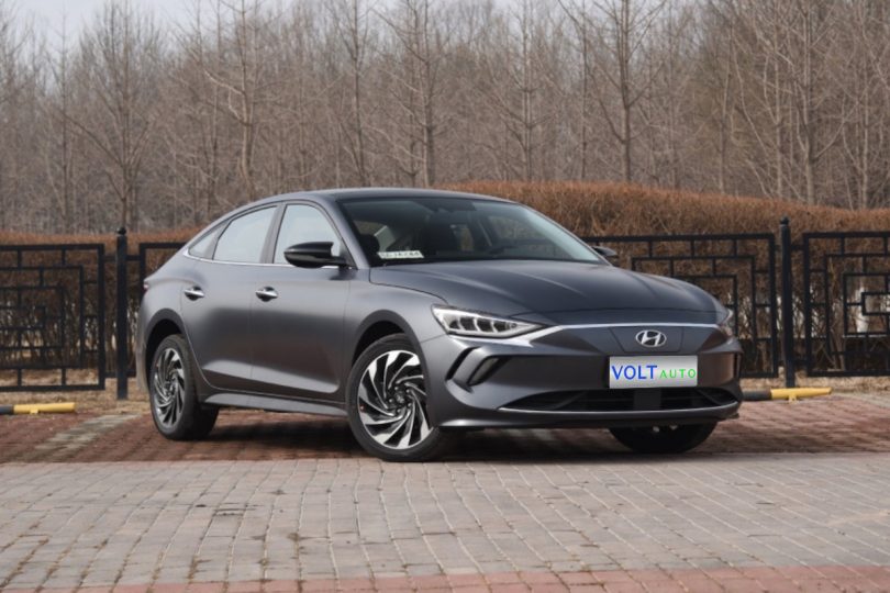 Електромобіль Hyundai Lafesta EV - фото thumbnail 1