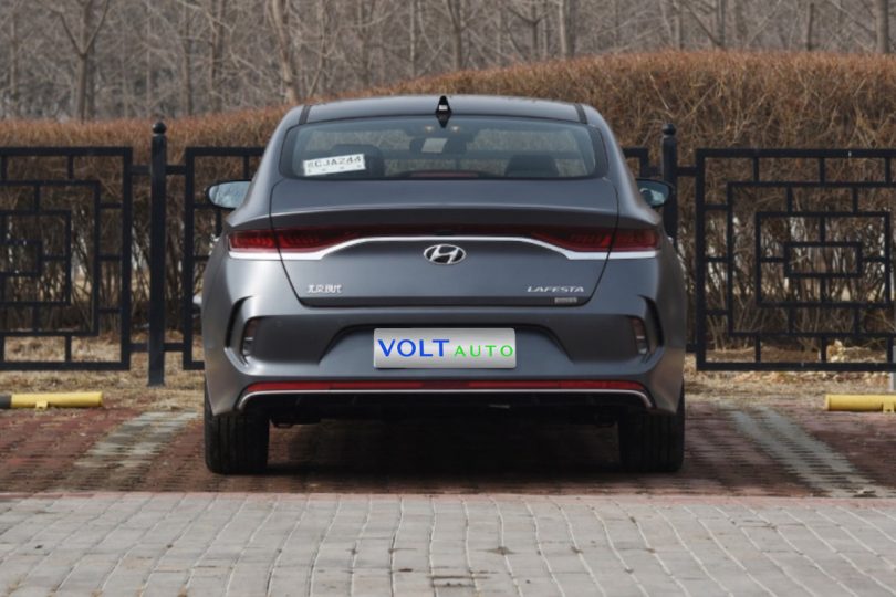 Електромобіль Hyundai Lafesta EV - фото thumbnail 1