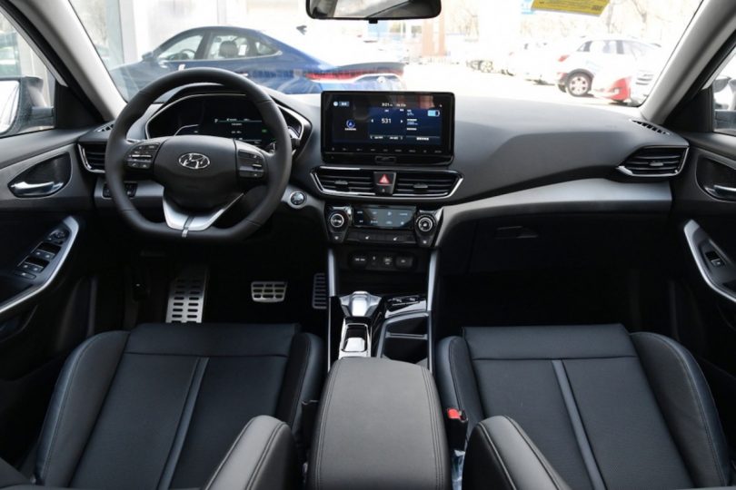 Електромобіль Hyundai Lafesta EV - фото thumbnail 1