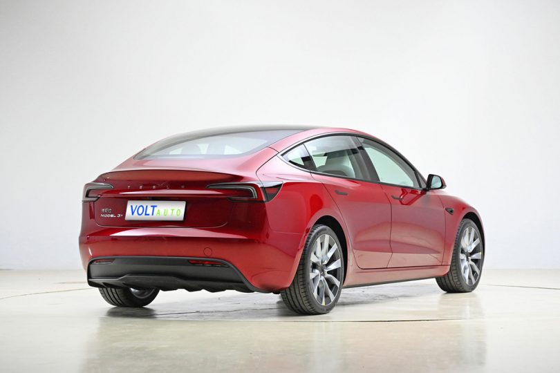 Електромобіль Tesla Model 3 Електромобіль Tesla Model 3 - фото thumbnail 1