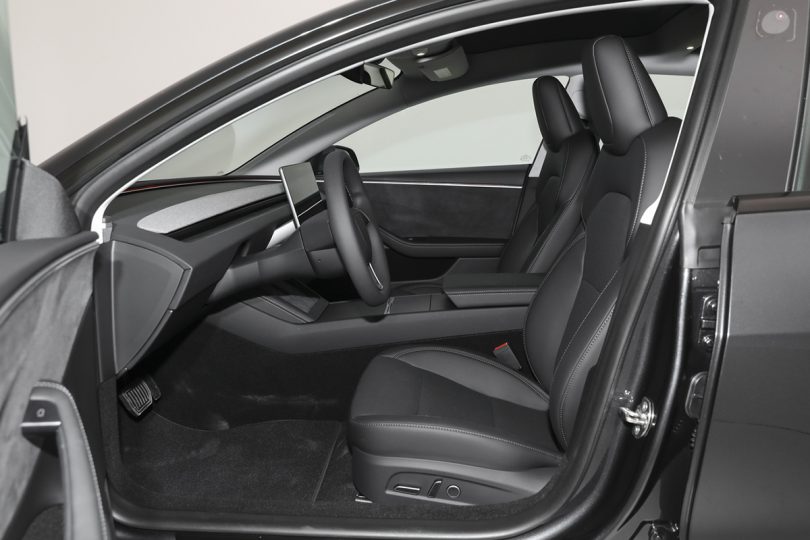 Електромобіль Tesla Model 3 Електромобіль Tesla Model 3 - фото thumbnail 1