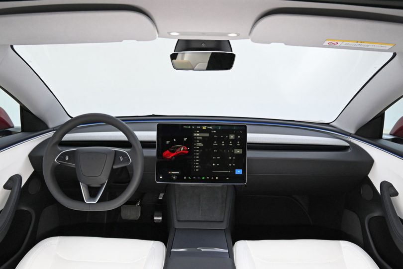 Електромобіль Tesla Model 3 Електромобіль Tesla Model 3 - фото thumbnail 1