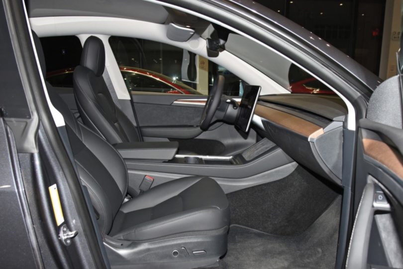 Електромобіль Tesla Model Y Електромобіль Tesla Model Y - фото thumbnail 1