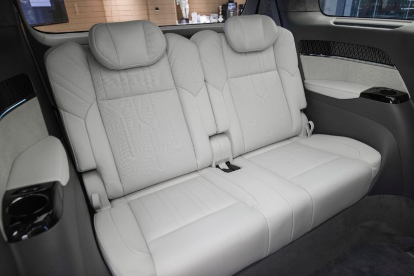 Електромобіль Zeekr 009 Електромобіль Zeekr 009 - фото thumbnail 1