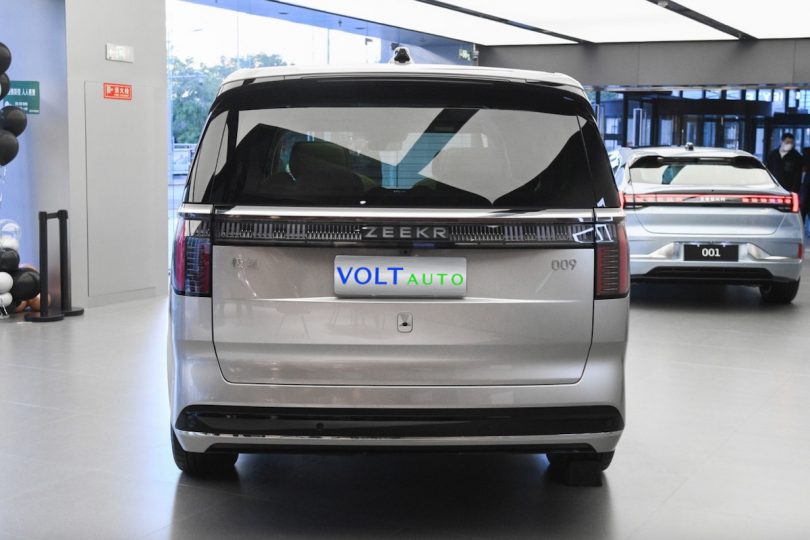 Електромобіль Zeekr 009 Електромобіль Zeekr 009 - фото thumbnail 1