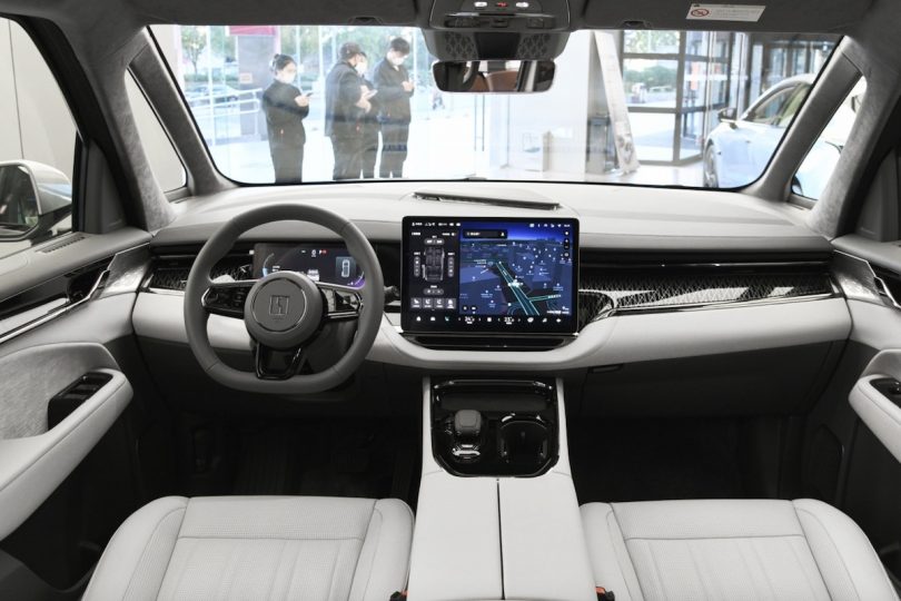 Електромобіль Zeekr 009 Електромобіль Zeekr 009 - фото thumbnail 1