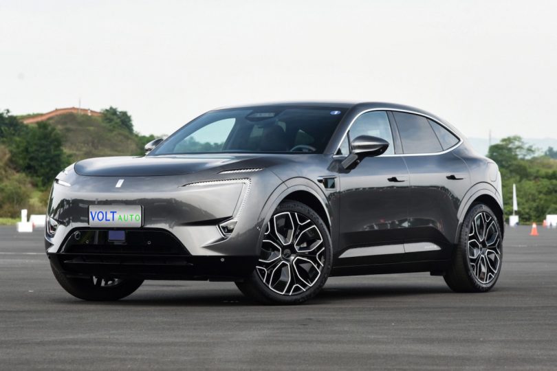 Електромобіль Avatr 11 - фото thumbnail 1