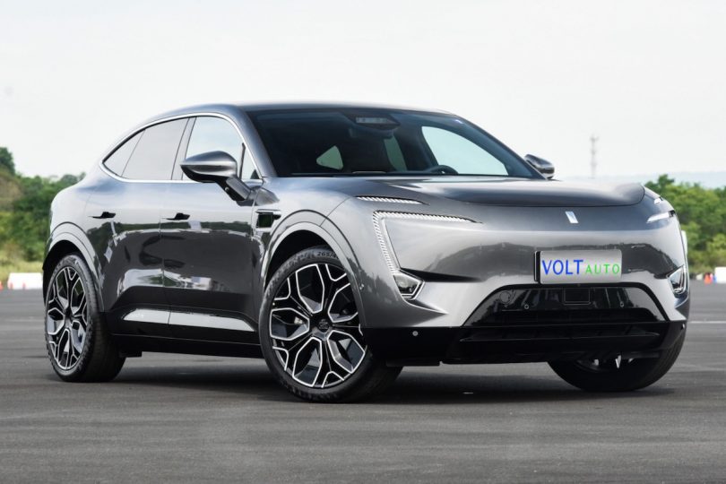 Електромобіль Avatr 11 - фото thumbnail 1