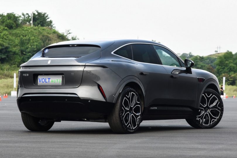 Електромобіль Avatr 11 - фото thumbnail 1