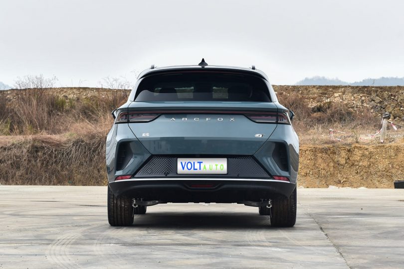 Електромобіль Arcfox aT - фото thumbnail 1