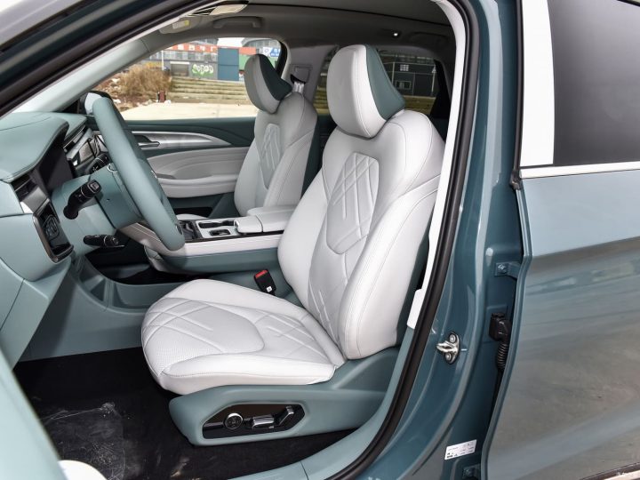 Електромобіль Arcfox aT - фото thumbnail 1