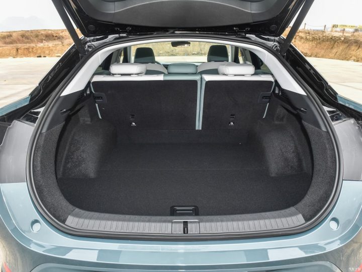 Електромобіль Arcfox aS - фото thumbnail 1