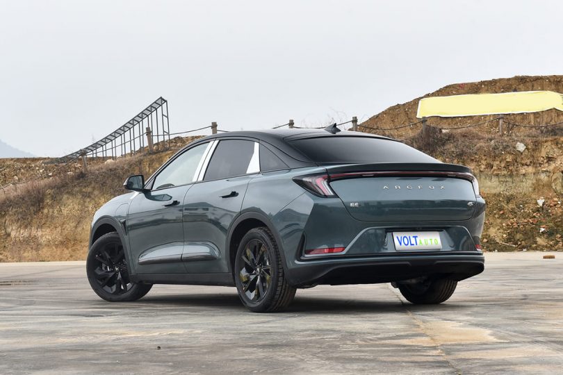 Електромобіль Arcfox aS - фото thumbnail 1