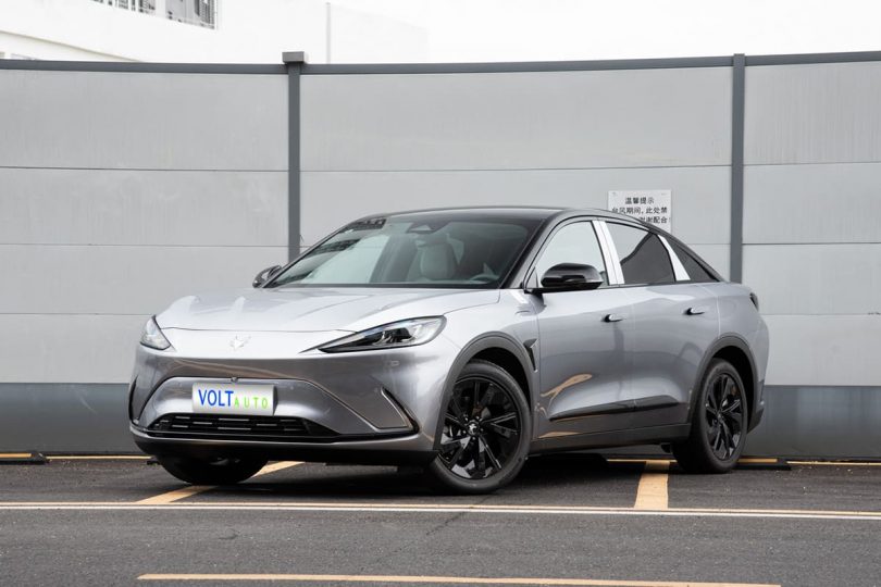 Електромобіль Arcfox aS - фото thumbnail 1