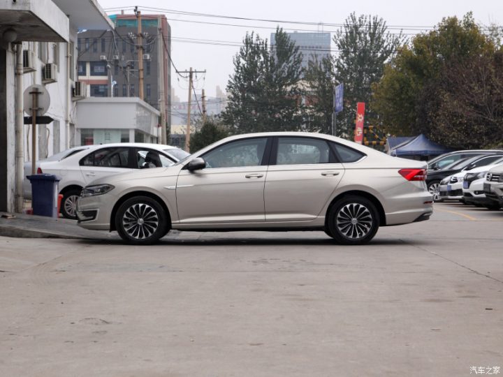 Електромобіль Volkswagen Lavida - фото thumbnail 1