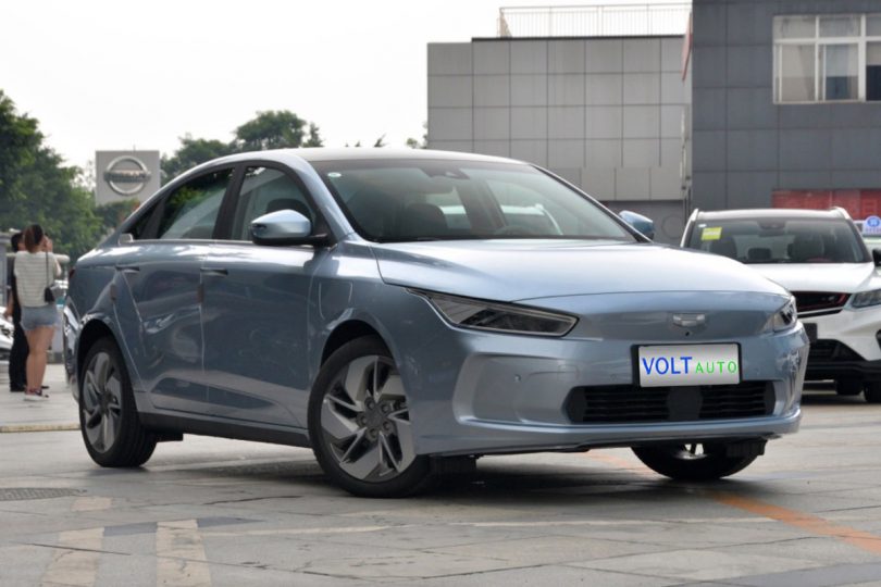 Електромобіль Geely Geometry A - фото thumbnail 1