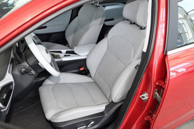 Електромобіль Geely Geometry A - фото thumbnail 1