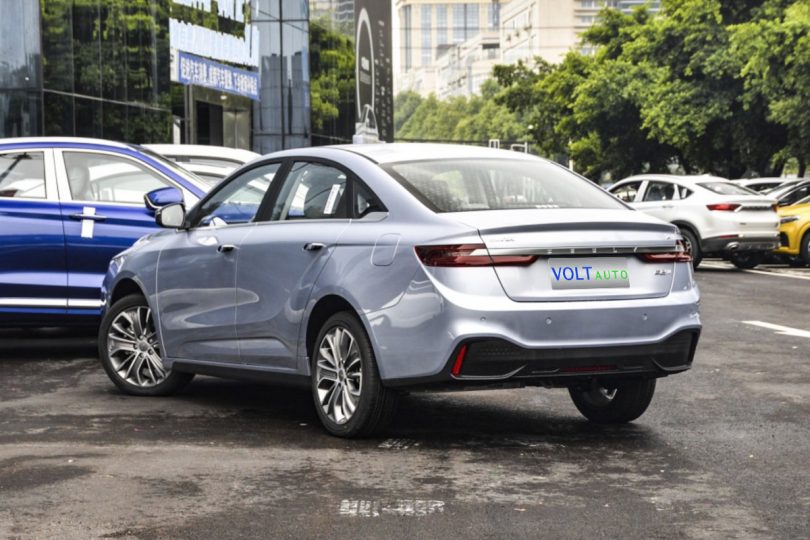 Електромобіль Geely Geometry A - фото thumbnail 1