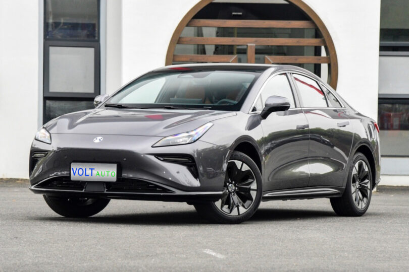 Електромобіль Hycan A06 - фото thumbnail 1