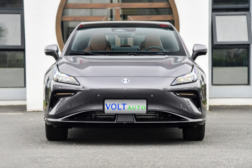 Електромобіль Hycan A06 - фото thumbnail 1