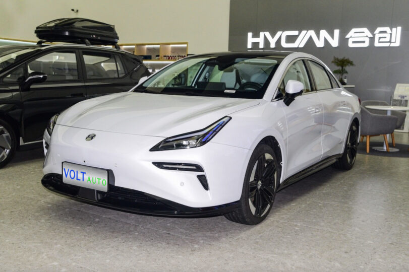 Електромобіль Hycan A06 - фото thumbnail 1