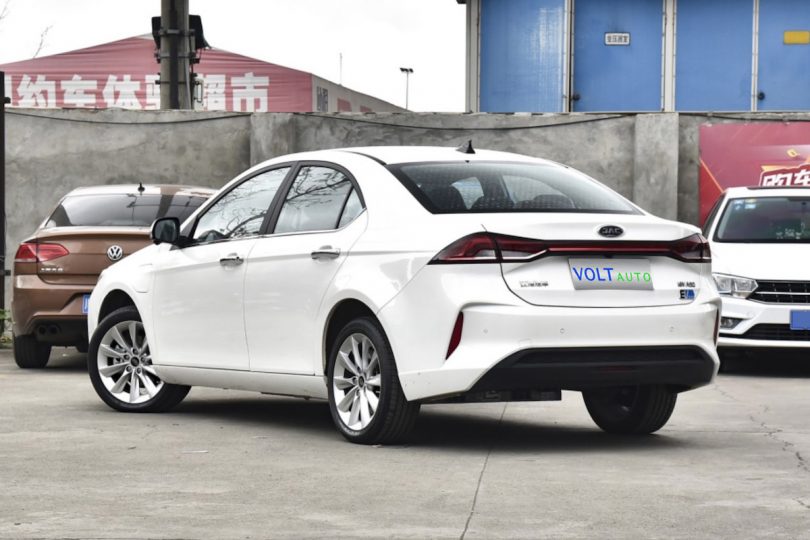 Електромобіль JAC A50 - фото thumbnail 1