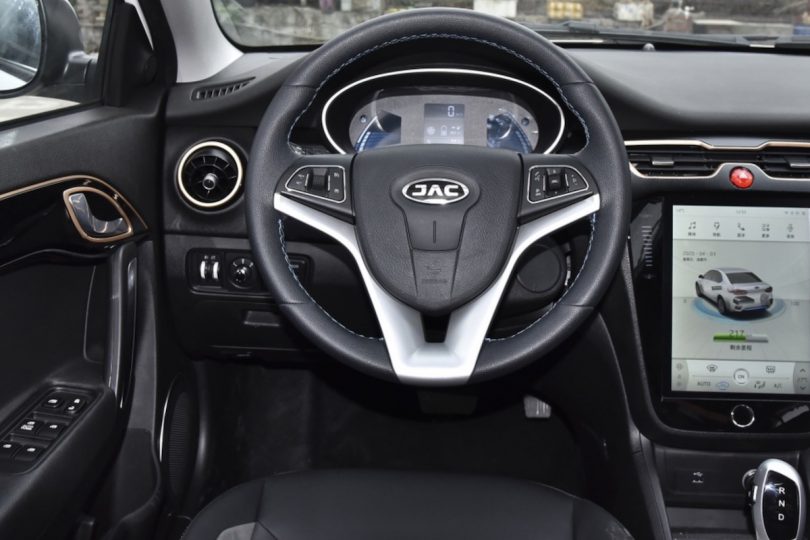 Електромобіль JAC A50 - фото thumbnail 1