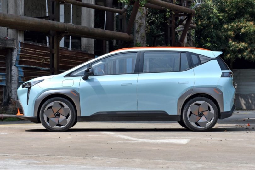 Електромобіль GAC Aion Y Електромобіль GAC Aion Y - фото thumbnail 1