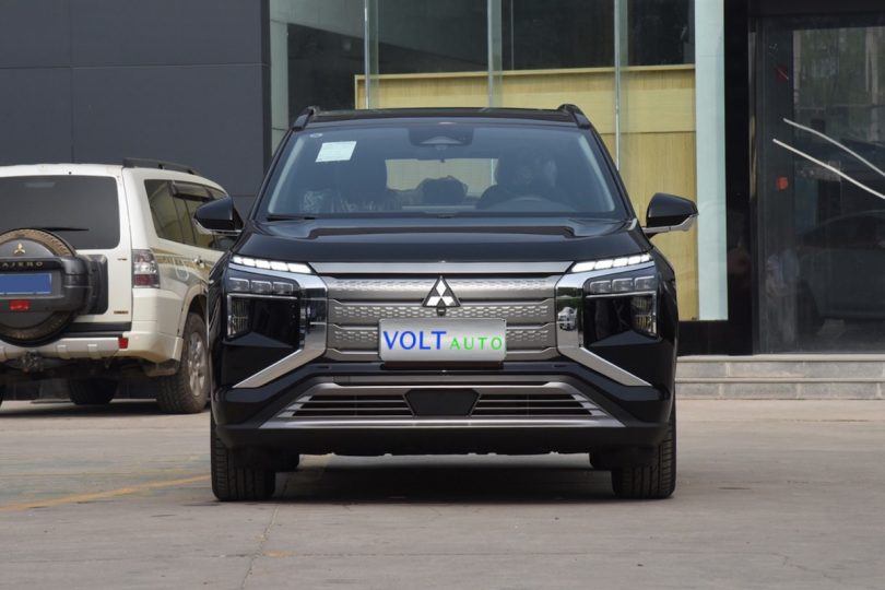 Електромобіль Mitsubishi Airtrek - фото thumbnail 1