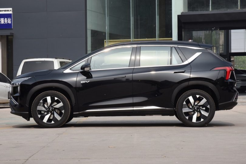 Електромобіль Mitsubishi Airtrek - фото thumbnail 1