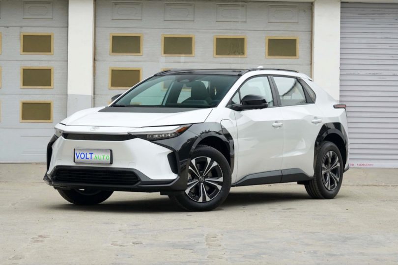 Електромобіль Toyota bZ4x - фото thumbnail 1