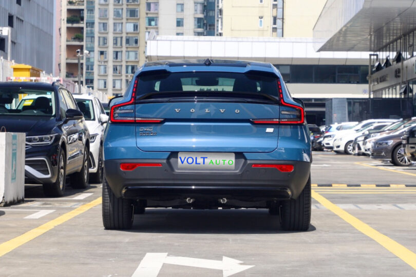 Електромобіль Volvo C40 - фото thumbnail 1