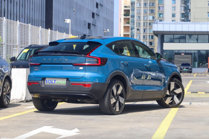 Електромобіль Volvo C40 - фото thumbnail 1