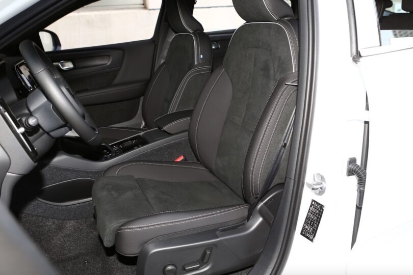 Електромобіль Volvo C40 - фото thumbnail 1