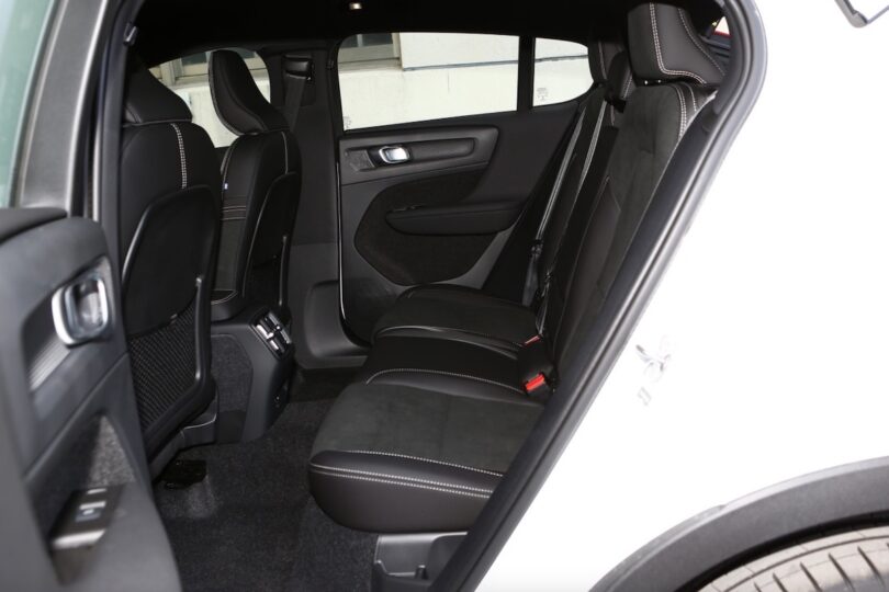 Електромобіль Volvo C40 - фото thumbnail 1